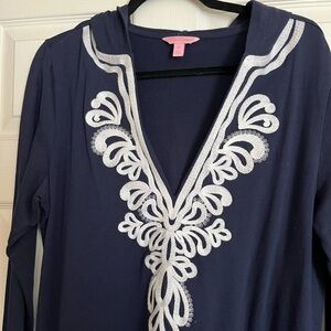 Lilly Pulitzer Navy Tunic with White Embroidery xl extra large coverup swim